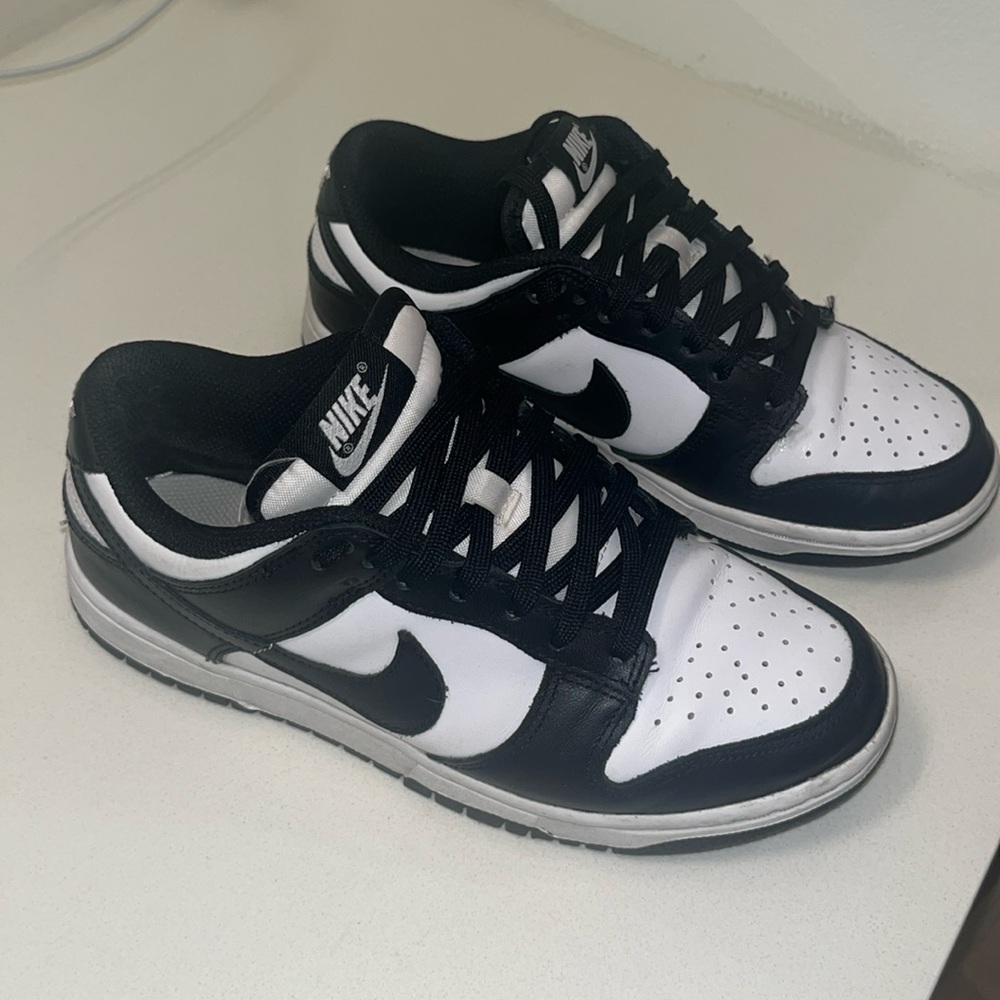 Nike dunk low panda
